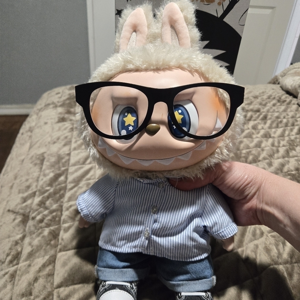 Pop Mart THE MONSTERS FLIP WITH ME Vinyl Plush , Doll Used For Display Only - Picture 4 of 7
